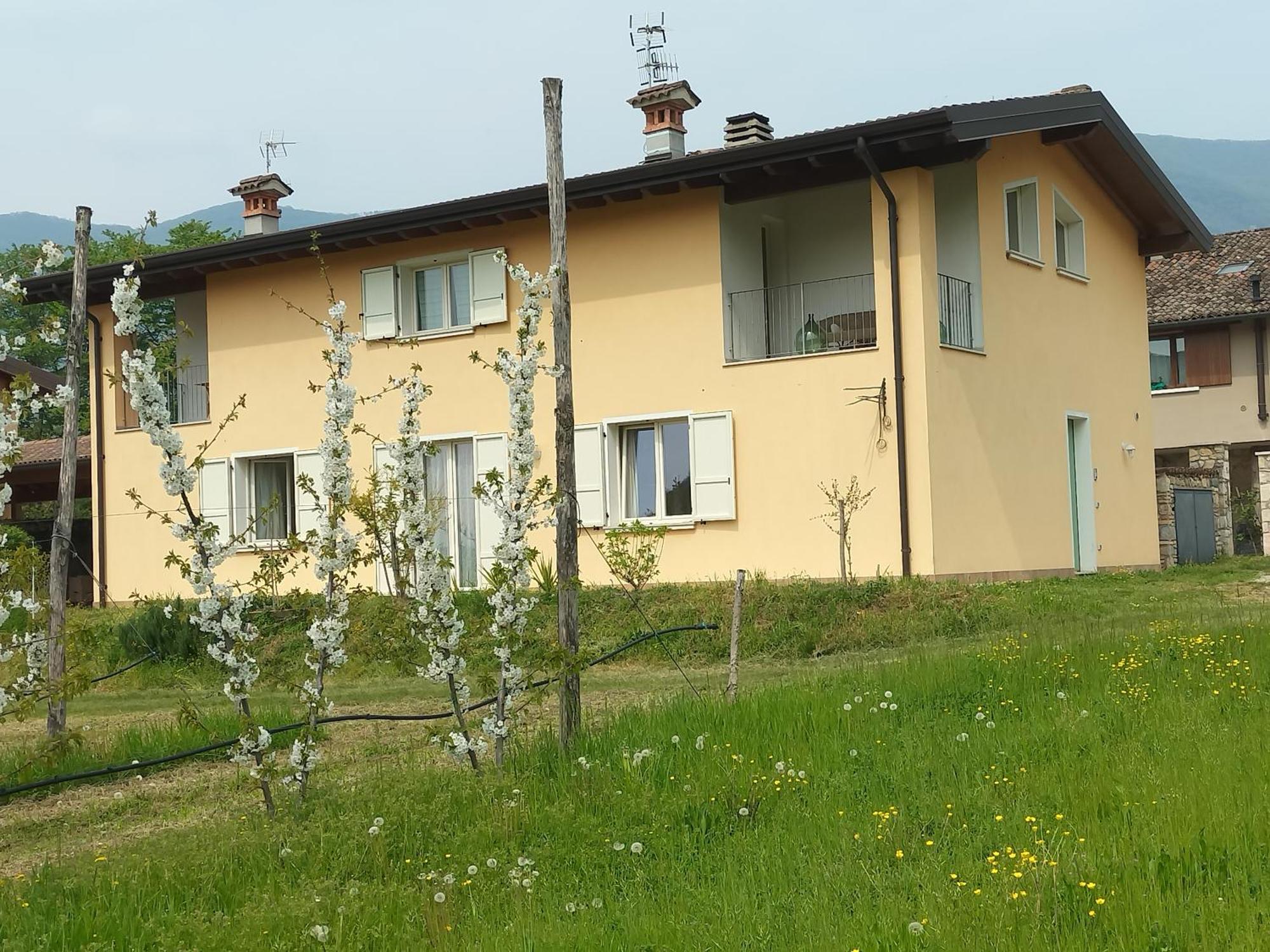 Appartement Cascina Legnago Trilocale A 6 Chilometri Da Salo' à Villanuova sul clisi Extérieur photo